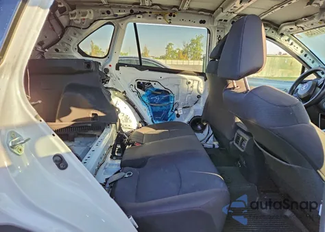 2023 Toyota Rav4 Le z USA, uszkodzony, nr VIN 2T3H1RFV4PC230400